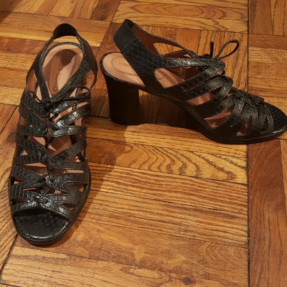 Corso Como black pressed leather sandals in Sz 8